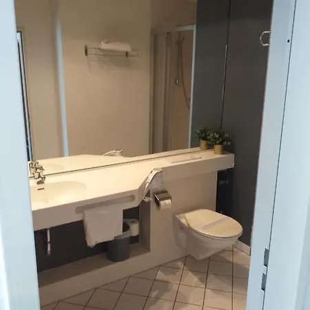 Milin Hotel 3*