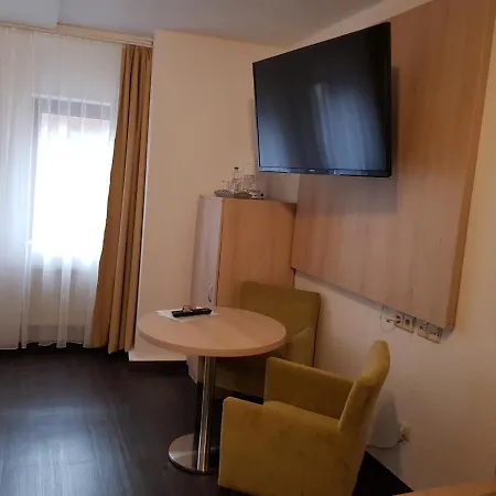 Отель Milin Райхенбах-им-Фогтланд