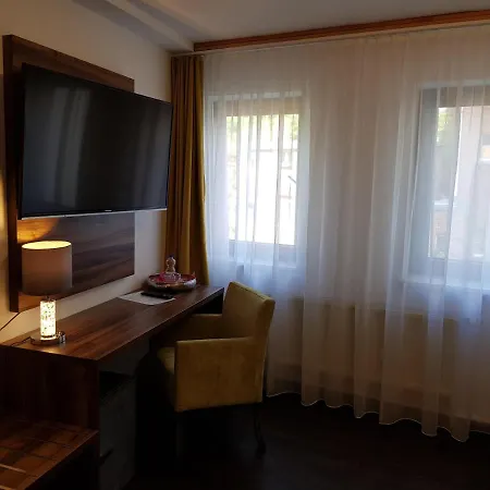 Отель Milin Райхенбах-им-Фогтланд