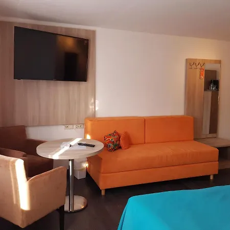 Отель Milin Райхенбах-им-Фогтланд